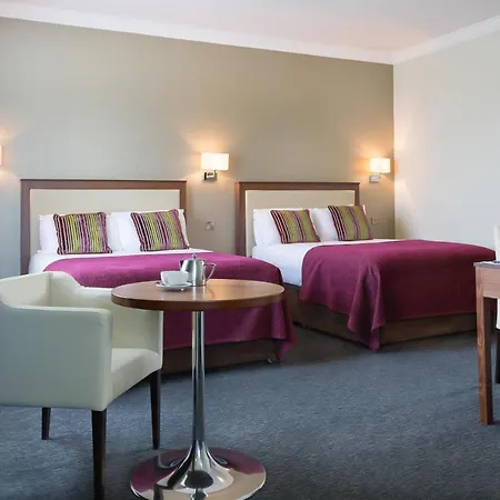 Rochestown Park & Leisure Centre Hotel