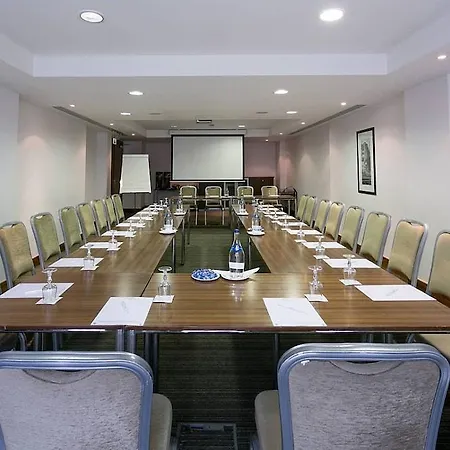 Rochestown Park & Leisure Centre Hotel 4*