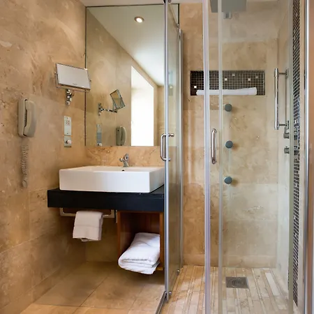 Rochestown Park & Leisure Centre 4*