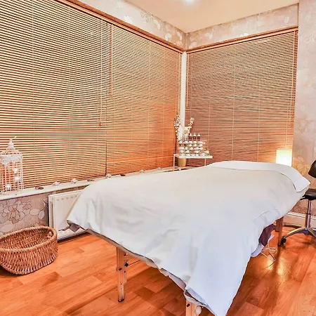 Rochestown Park & Leisure Centre