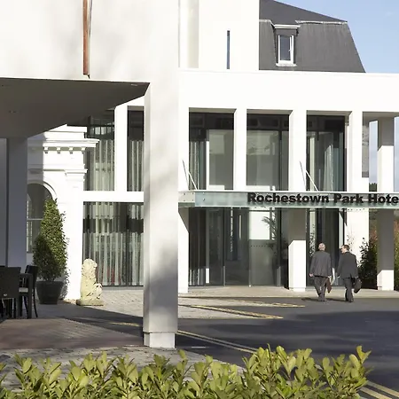 Rochestown Park & Leisure Centre ホテル 4*