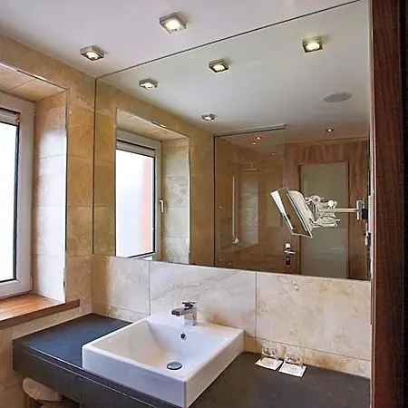 Rochestown Park & Leisure Centre 4*