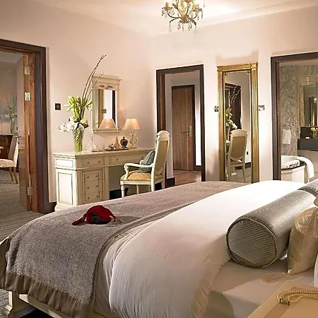 Szálloda Rochestown Park & Leisure Centre 4*