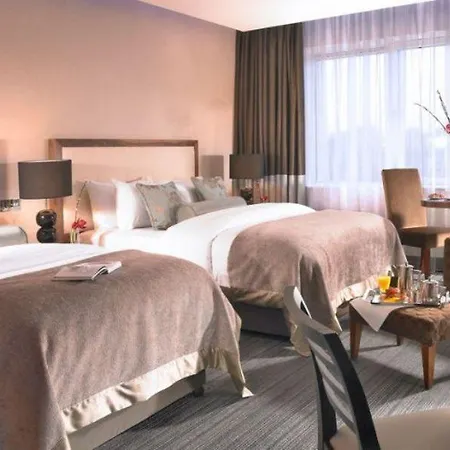 Hotel Rochestown Park & Leisure Centre 4*