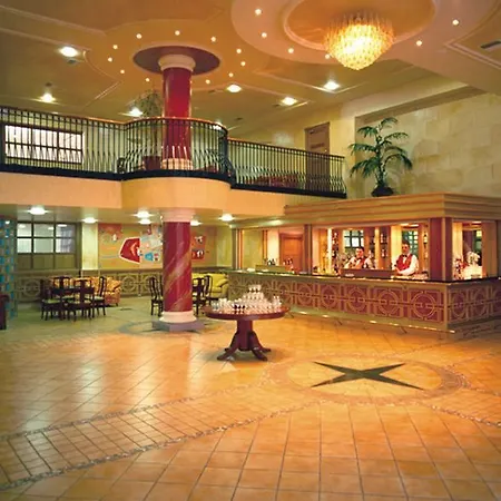 Rochestown Park & Leisure Centre 4* Cork