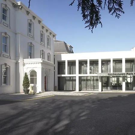 Rochestown Park & Leisure Centre 4*