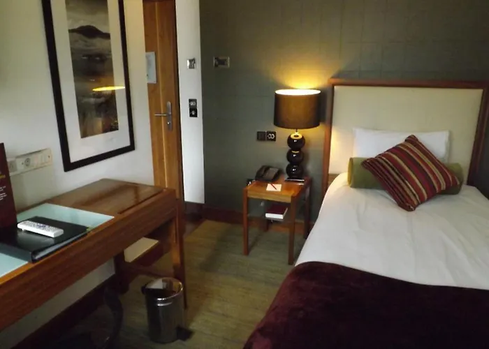 Rochestown Park & Leisure Centre 4* 코크