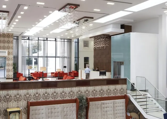 Hotel Rochestown Park & Leisure Centre 4*