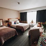 فندق Rochestown Park & Leisure Centre